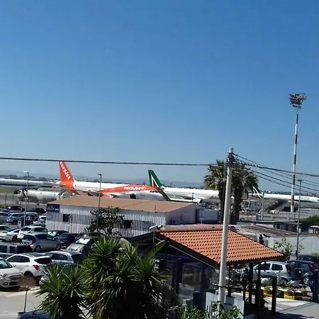 Séjour chez l'habitant Fontanarossa Airport *